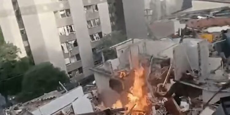Explosão de gás deixa um morto e três feridos em São Paulo