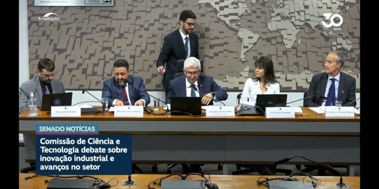 Investimento em inovação é crucial para o país, aponta debate na CCT