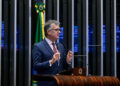 À tribuna, em discurso, senador Laércio Oliveira (PP-SE).