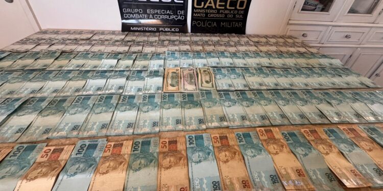 Operação investiga fraude milionária em contratos de tapa-buracos