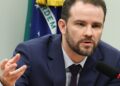 Ministro da Fazenda defende na Câmara fim da escala 6x1