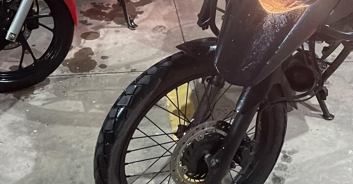 Polícia Militar detém homem após perseguição de moto em Corumbá