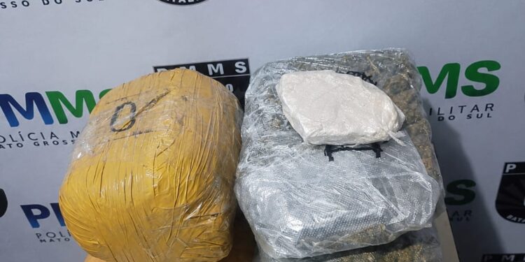 Polícia Militar prende autora por tráfico de drogas em Corumbá
