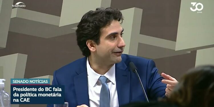 Política monetária será tema de audiência do presidente do BC nesta terça