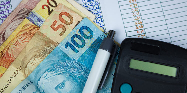 Projeto regulamenta uso de restituição de IR como garantia de empréstimo