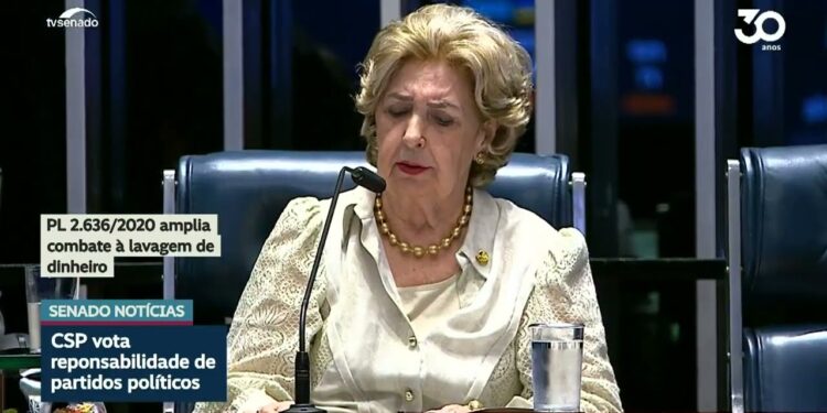 Projeto torna partidos políticos passíveis de controle por lavagem de dinheiro