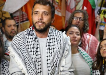 Thiago Ávila e Saif Abu Keshek podem deixar Israel nos próximos dias