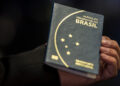Volta ao Senado isenção da taxa de passaporte de estudante de baixa renda