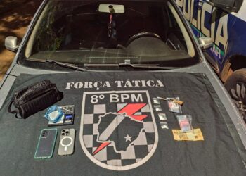 PM apreende cocaína pronta para venda e conduz suspeitos em Ivinhema
