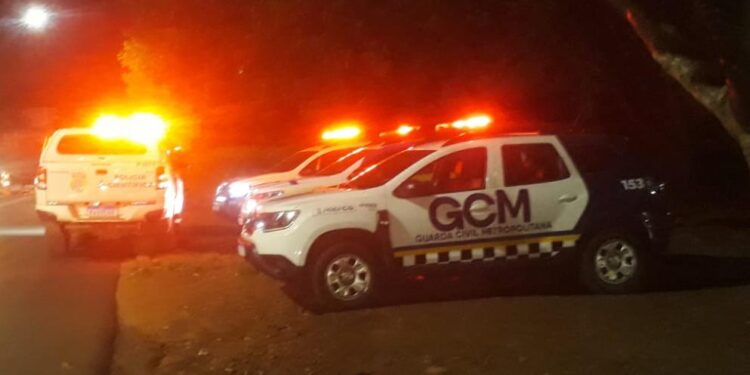 Homem é encontrado morto com facada no coração em Campo Grande