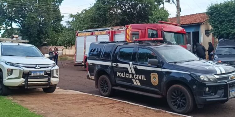 Homem morre carbonizado em banheiro de bar em Dourados
