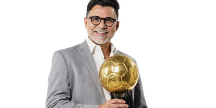 Ex-zagueiro da Seleção é notificado por pensão antes de embarque
