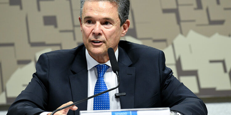Em pronunciamento, ministro de Estado da Pesca e Aquicultura, André Carlos Alves de Paula Filho.