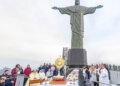 Celebração de Corpus Christi colore as ruas e reúne fiéis pelo país