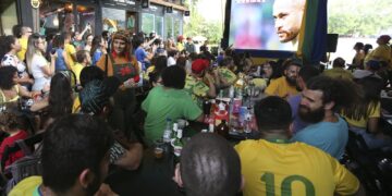 Copa: bares investem em estrutura e esperam crescimento nas vendas