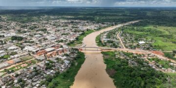 Desabamento de ponte deixa quatro pessoas feridas no interior do Acre