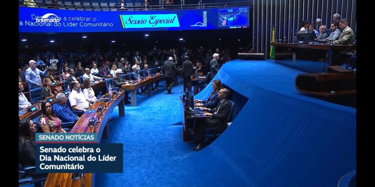 Dia do Líder Comunitário foi celebrado no Senado