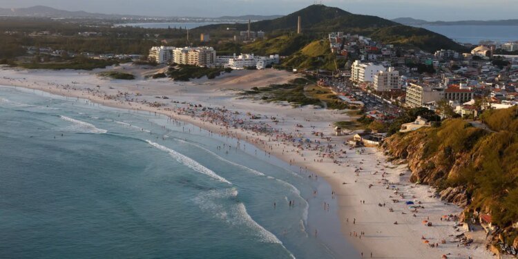 Estudo aponta degradação em mais de um quarto da costa fluminense