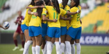 Jogadoras da primeira seleção brasileira feminina ganharão prêmio