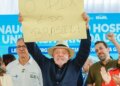 Lula volta a defender o Pix e fala em articulação de Flávio Bolsonaro