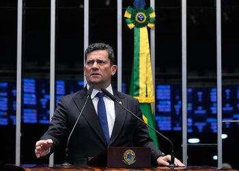 Em discurso, à tribuna, senador Sergio Moro (PL-PR).