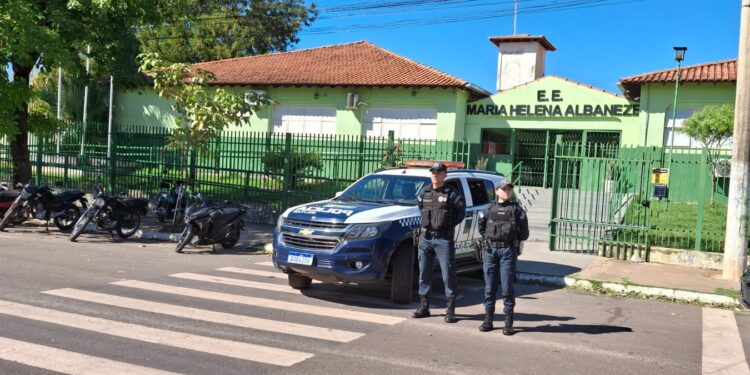 POLÍCIA MILITAR ATENDE SINISTRO DE TRÂNSITO E REFORÇA IMPORTÂNCIA DA REGULARIDADE VEICULAR E DOCUMENTAL
