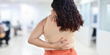 Pessoas com dor crônica terão atendimento integral garantido pelo SUS