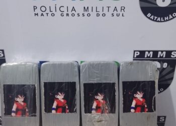 Polícia Militar apreende mais de 4 kg de pasta base durante a operação protetor no lampião aceso