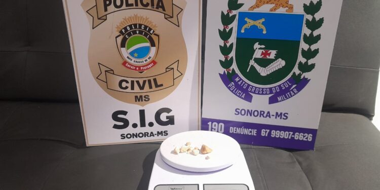 Polícia Militar prende um homem por tráfico de drogas e outro por porte de entorpecente em Sonora