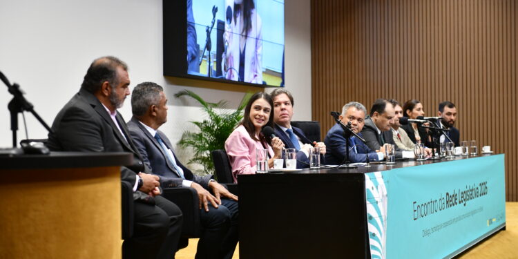 Senado apresenta sua TV 3.0 em encontro de emissoras da Rede Legislativa