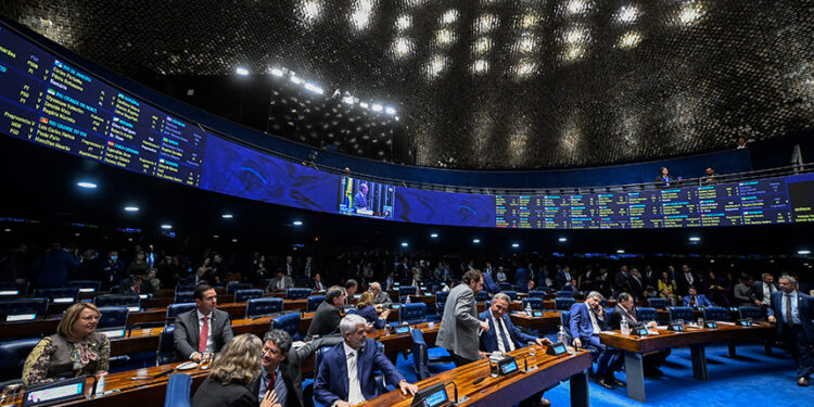 Senado aprova destinação de recursos do Funpen à capacitação de servidores penais