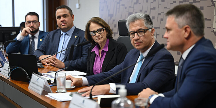 Tecnologias ameaçam proteção de vítimas e testemunhas, alertam debatedores