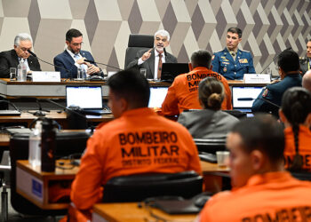 Uso de emendas da saúde por corpos de bombeiros divide opiniões em debate