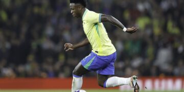 Vini Jr. projeta evolução do Brasil após estreia na Copa