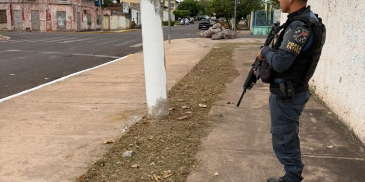 Operação apaga pichações de facções em Corumbá e Ladário