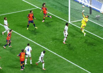 Zebra marca rodada e CBF promove almoço com jogadores