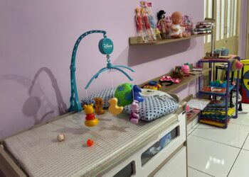 crianças recebem brinquedos após atendimento na Sala Lilás, em Amambai – Agência de Noticias do Governo de Mato Grosso do Sul
