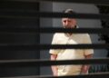 Bolsonaro pede liberação de visitas de Flávio na prisão domiciliar