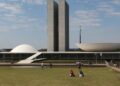 Calendário especial pode acelerar votação da PEC do fim da escala 6x1
