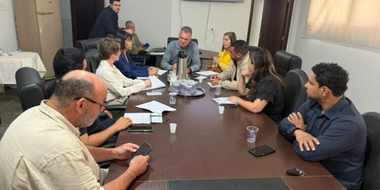 Câmara abre diálogo sobre horário especial para servidores com deficiência