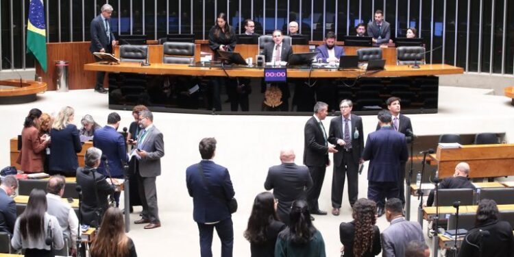Câmara aprova campanha de primeiros socorros contra asfixia