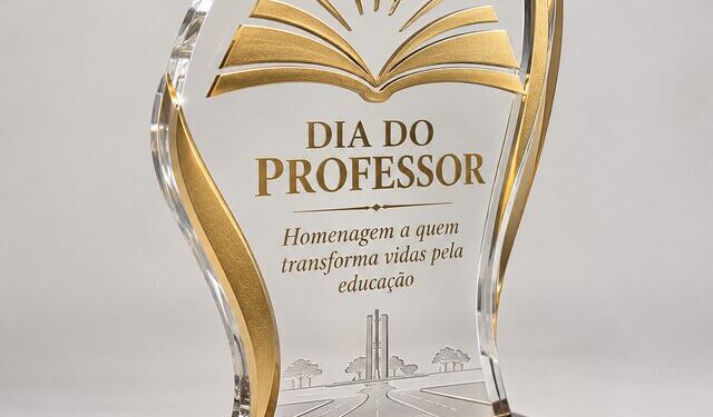 Câmara realiza sessão solene em homenagem ao Dia do Professor nesta terça-feira