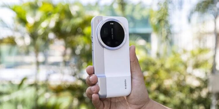 Celular top da Xiaomi pode ter sido cancelado após ganhar preço de R$ 8 mil