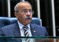 Chico Rodrigues anuncia voto favorável ao fim da escala 6x1