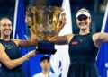 Dupla de Stefani fatura WTA 1000 de Pequim, o 5º título na temporada