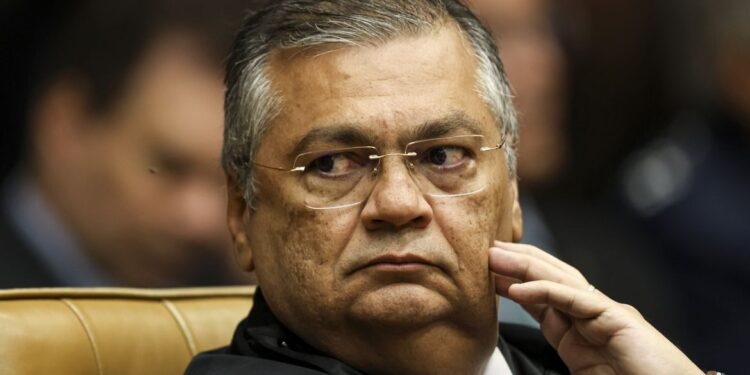 Edson Fachin manda PF investigar ameaças contra Flávio Dino