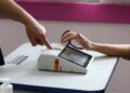 Eleitor sem biometria pode votar no segundo turno das eleições