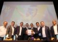 Flávio Bolsonaro recebe apoio de governadores eleitos e Cury