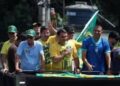 Flávio diz que enfrenta ‘inimigos mentirosos’ e Brasil passa por ‘guerra espiritual’