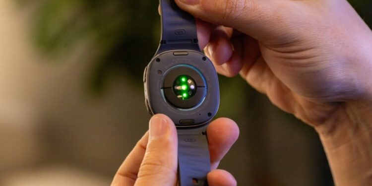 Galaxy Watch 8 LTE ficou mais barato: ainda vale comprar em 2026?